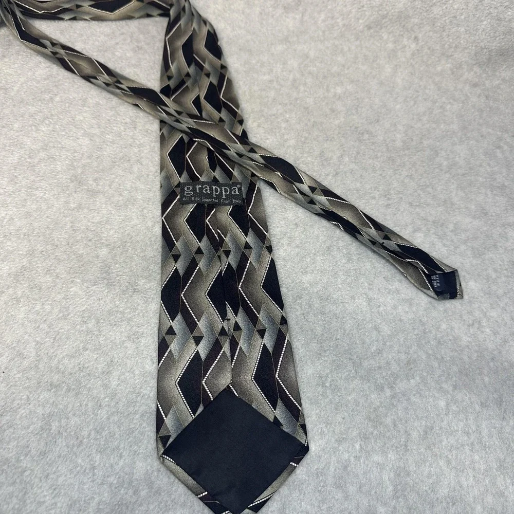 Grappa‎ Tie Mens One Size Black Gray Italian Silk Handmade USA Geometric Chevron